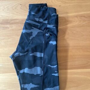 Black and Gray Camouflage Leggings